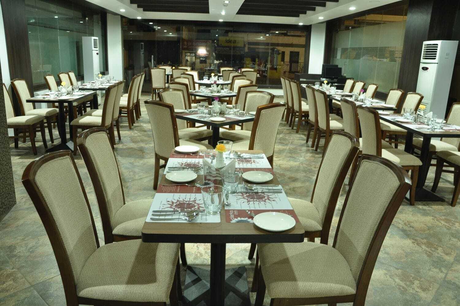 בדאמי Grand Clarks Inn מראה חיצוני תמונה